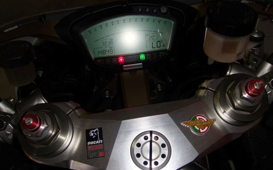 Gebrauchtmotorrad Ducati 848 - Bild 9