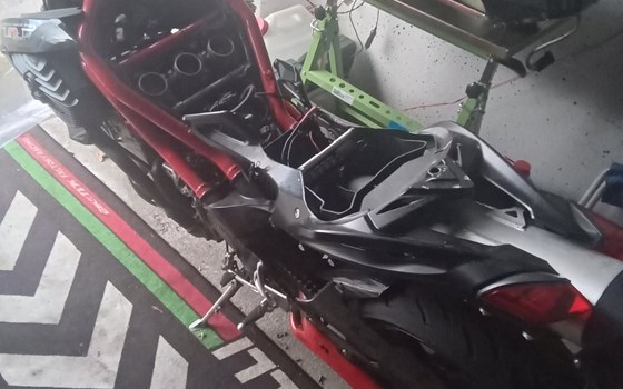 Gebrauchtmotorrad Benelli TNT 1130 - Bild 2