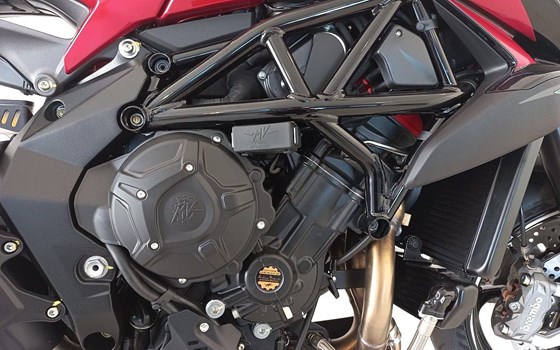 Neufahrzeug MV Agusta Brutale 800 RR - Bild 12 Neufahrzeug MV Agusta Brutale 800 RR - Bild 12