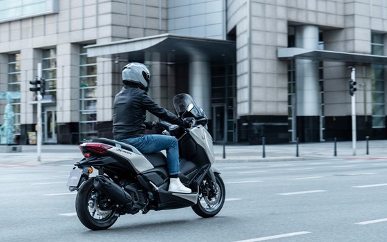Neufahrzeug Yamaha XMAX 125 Tech MAX+ - Bild 7
