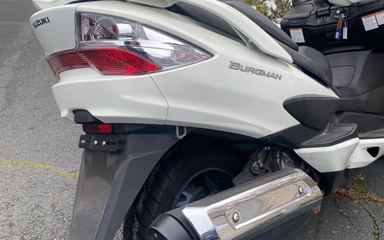 Gebrauchtmotorrad Suzuki Burgman 400Z - Bild 2