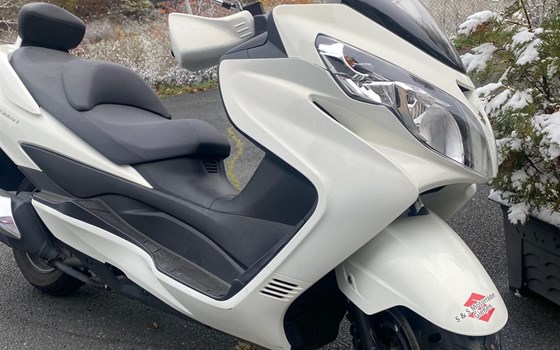 Gebrauchtmotorrad Suzuki Burgman 400Z - Bild 3