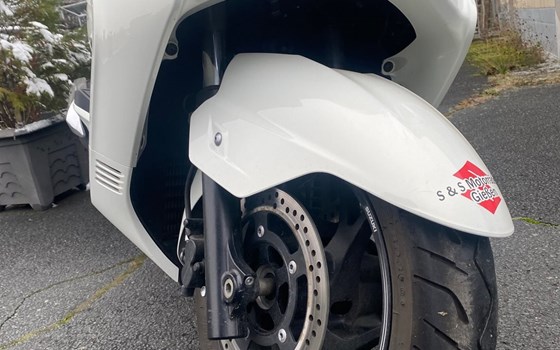 Gebrauchtmotorrad Suzuki Burgman 400Z - Bild 8