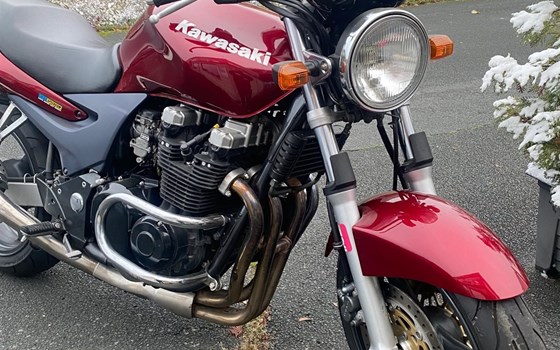 Gebrauchtmotorrad Kawasaki ZR-7 - Bild 5
