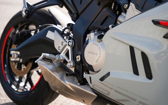 Neufahrzeug CFMOTO 675SR-R - Bild 4 Neufahrzeug CFMOTO 675SR-R - Bild 4