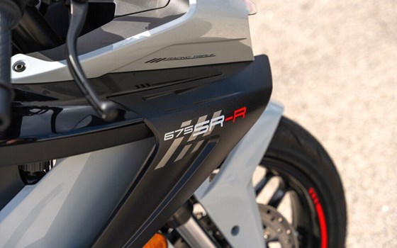 Neufahrzeug CFMOTO 675SR-R - Bild 3 Neufahrzeug CFMOTO 675SR-R - Bild 3