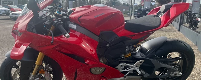 Ducati Panigale V4 S