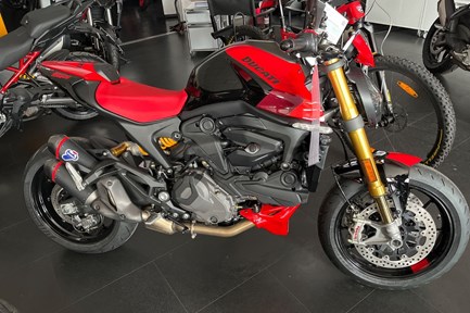 Ducati Monster +