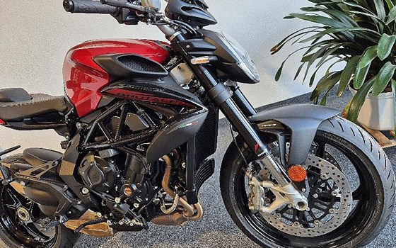 Neufahrzeug MV Agusta Brutale 800 R - Bild 3 Neufahrzeug MV Agusta Brutale 800 R - Bild 3
