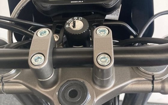 Neufahrzeug Rieju MRT Europa SM 50 - Bild 17 Neufahrzeug Rieju MRT Europa SM 50 - Bild 17