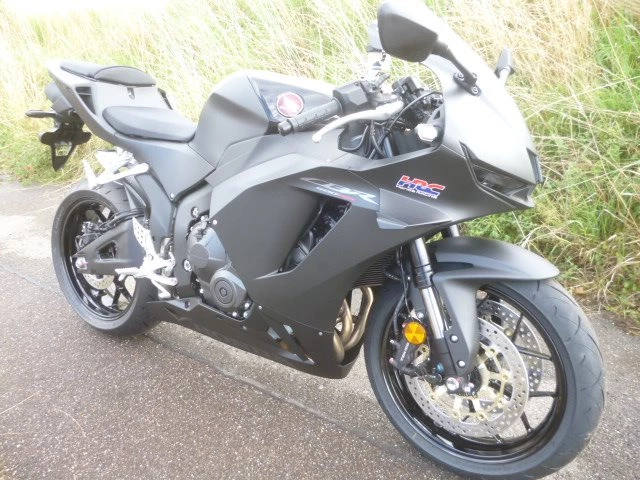 Offer Honda CBR600RR Bild 6: Offer Honda CBR600RR