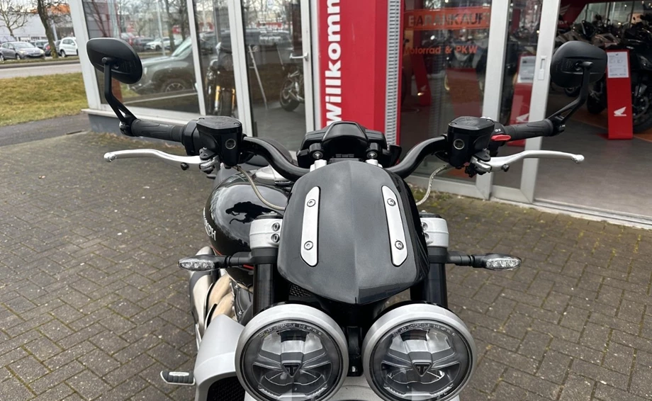 Offer Triumph Rocket 3 R Bild 3: Offer Triumph Rocket 3 R