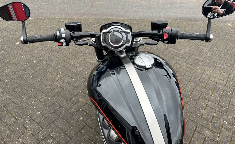 Offer Triumph Rocket 3 R Bild 6: Offer Triumph Rocket 3 R