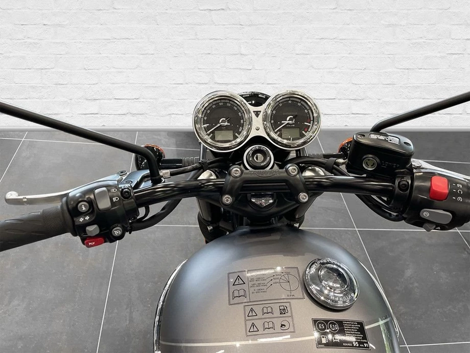 Angebot Triumph Bonneville T120 Black Bild 6: Angebot Triumph Bonneville T120 Black