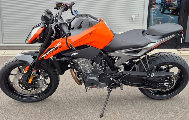 KTM 790 Duke