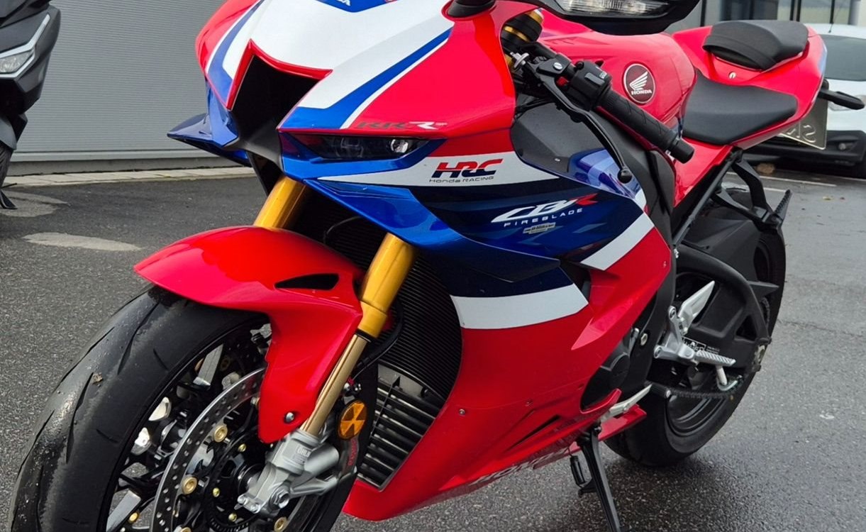 Angebot Honda CBR1000RR-R Fireblade SP