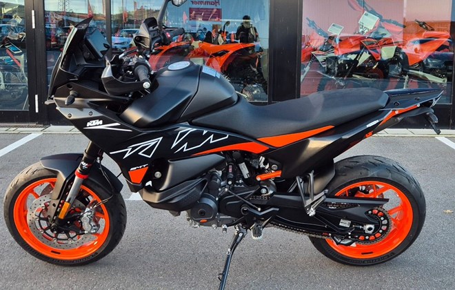 KTM 890 SMT