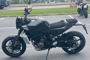 Angebot Husqvarna Svartpilen 801