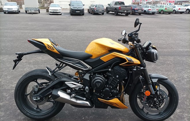 Triumph Street Triple RS