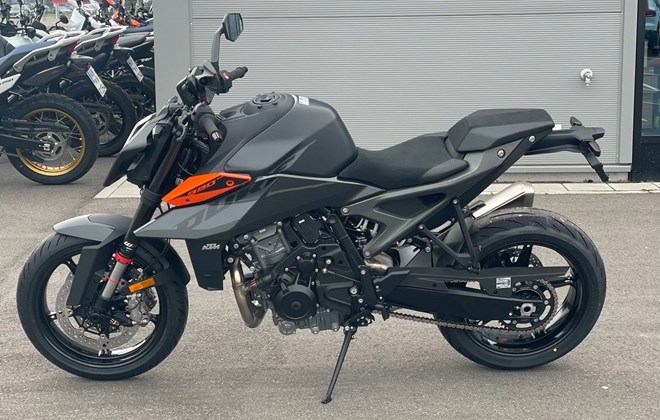 KTM 990 Duke