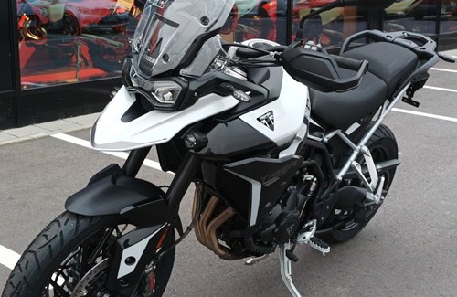 Neumotorrad Triumph Tiger 900 GT Pro