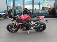 Gebrauchtmotorrad Triumph Speed Triple 1200 RS