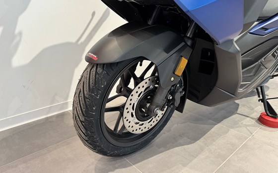 Gebrauchtmotorrad Honda Forza 125 - Bild 6