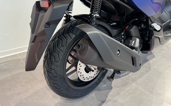 Gebrauchtmotorrad Honda Forza 125 - Bild 15