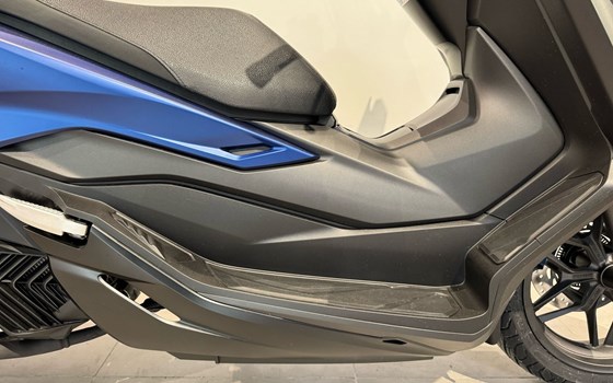 Gebrauchtmotorrad Honda Forza 125 - Bild 17