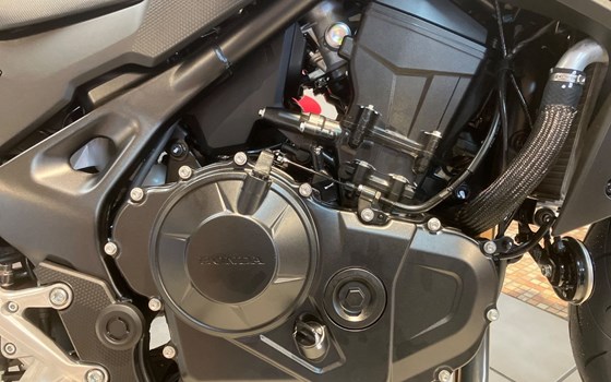 Neufahrzeug Honda CB750 Hornet - Bild 8