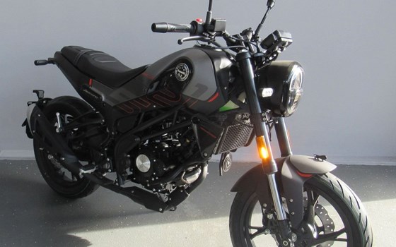 Neufahrzeug Benelli Leoncino 125 - Bild 11
