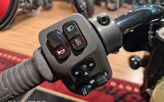 Neufahrzeug Indian Super Chief Dark Horse - Bild 11