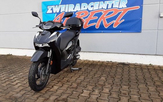 Gebrauchtmotorrad Honda SH125i - Bild 2