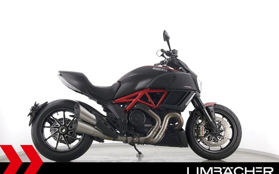 Gebrauchtmotorrad Ducati Diavel Carbon - Bild 10