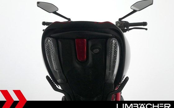 Gebrauchtmotorrad Ducati Diavel Carbon - Bild 16