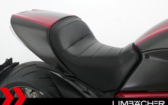 Gebrauchtmotorrad Ducati Diavel Carbon - Bild 24