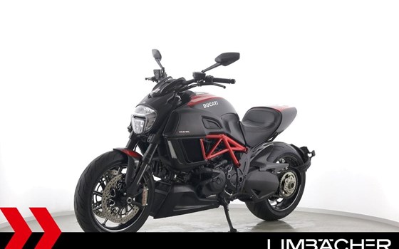 Gebrauchtmotorrad Ducati Diavel Carbon - Bild 4