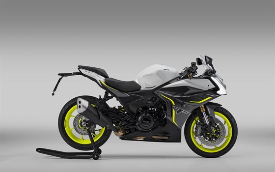 Neufahrzeug Benelli Tornado 550 - Bild 1 Neufahrzeug Benelli Tornado 550 - Bild 1