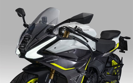 Neufahrzeug Benelli Tornado 550 - Bild 7 Neufahrzeug Benelli Tornado 550 - Bild 7