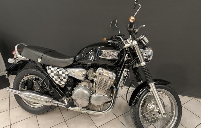 Triumph Thunderbird