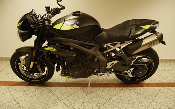 Gebrauchtmotorrad Triumph Speed Triple RS - Bild 5 Gebrauchtmotorrad Triumph Speed Triple RS - Bild 5