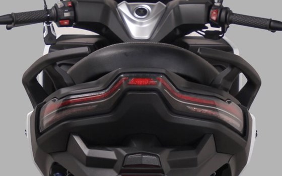 Neufahrzeug Voge SR4 350i ABS - Bild 3