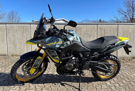 Suzuki V-Strom 800DE