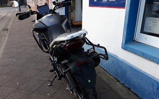 Neufahrzeug QJ Motor SVT 650 X - Bild 7