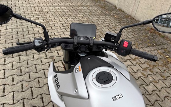 Neufahrzeug Suzuki GSX-8S - Bild 6
