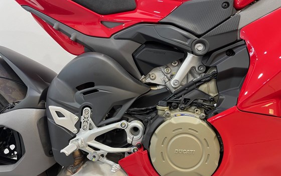Neufahrzeug Ducati Panigale V4 S - Bild 6