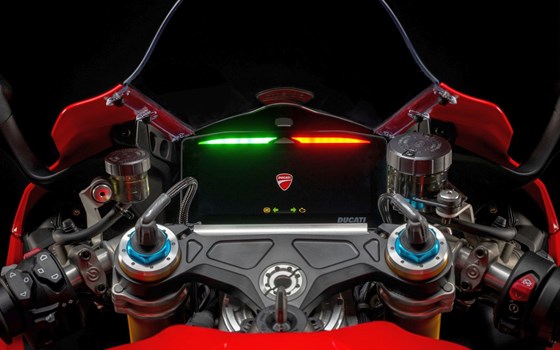 Neufahrzeug Ducati Panigale V4 S - Bild 13 Neufahrzeug Ducati Panigale V4 S - Bild 13