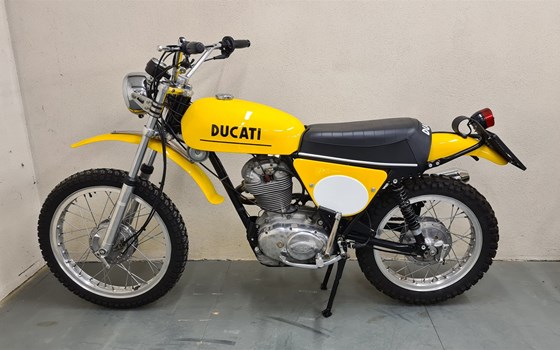 Gebrauchtmotorrad Ducati 450 Desmo - Bild 2 Gebrauchtmotorrad Ducati 450 Desmo - Bild 2