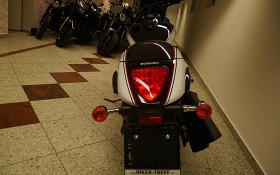 Gebrauchtmotorrad Suzuki Intruder M1800R - Bild 8 Gebrauchtmotorrad Suzuki Intruder M1800R - Bild 8