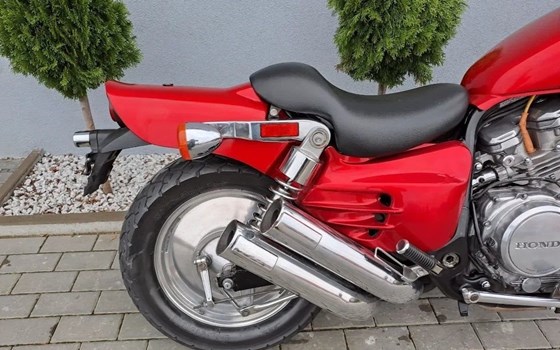Gebrauchtmotorrad Honda VF 750 C Magna - Bild 4
